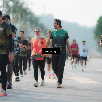 Runner Photo 6429040