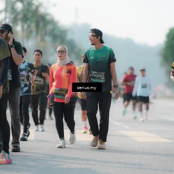 Runner Photo 6429049