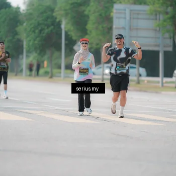 Runner Photo 6429067