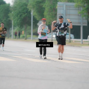 Runner Photo 6429075