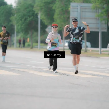 Runner Photo 6429077