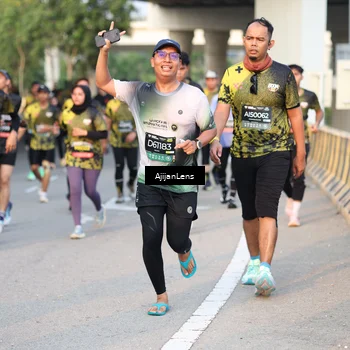 Runner Photo 6429079