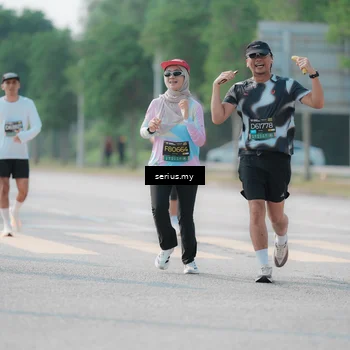 Runner Photo 6429100