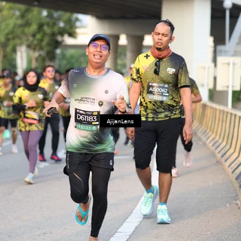 Runner Photo 6429106