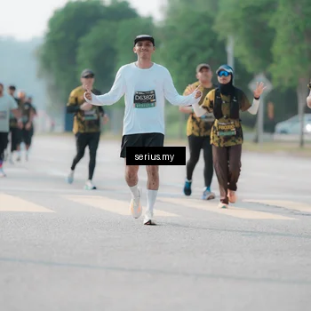 Runner Photo 6429117
