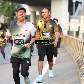 Runner Photo 6429131