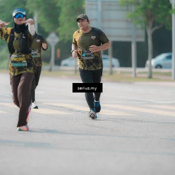 Runner Photo 6429142