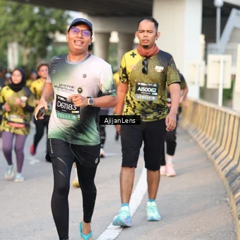 Runner Photo 6429159
