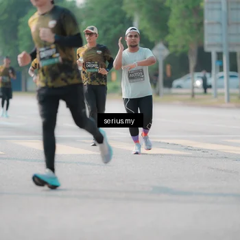 Runner Photo 6429178