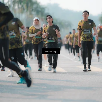 Runner Photo 6429221