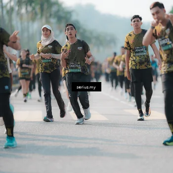 Runner Photo 6429244