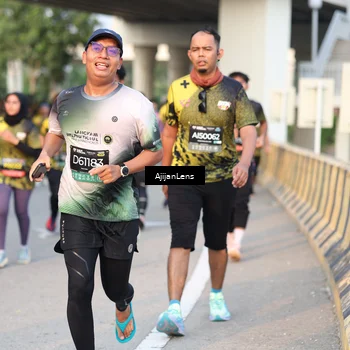 Runner Photo 6429324