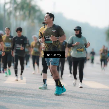 Runner Photo 6429371