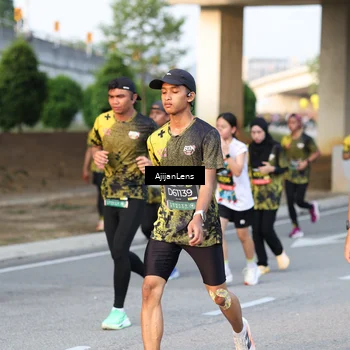 Runner Photo 6429376