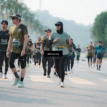 Runner Photo 6429393