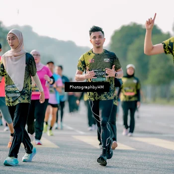 Runner Photo 6429396