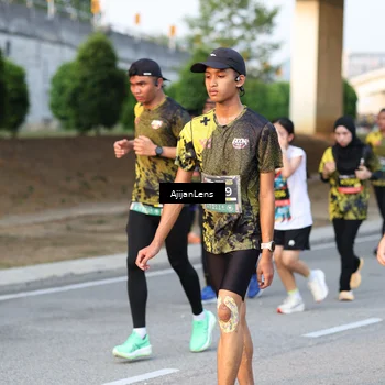 Runner Photo 6429401
