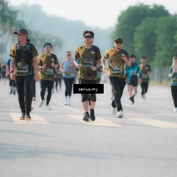 Runner Photo 6429416