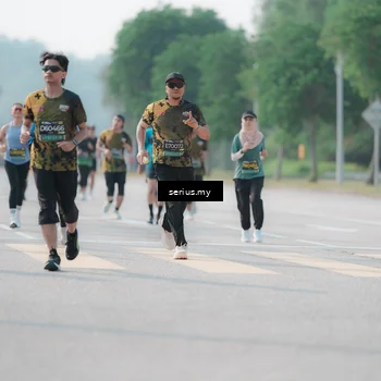 Runner Photo 6429417