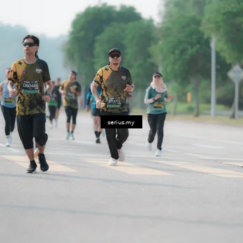 Runner Photo 6429419