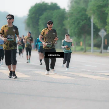 Runner Photo 6429421
