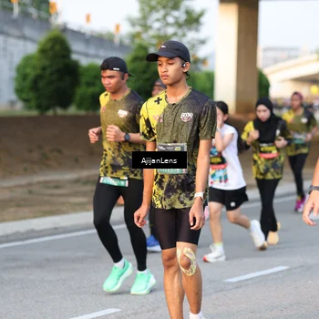 Runner Photo 6429425