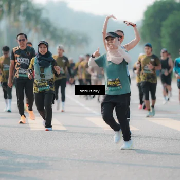 Runner Photo 6429428