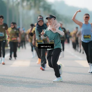 Runner Photo 6429440