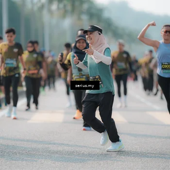 Runner Photo 6429441