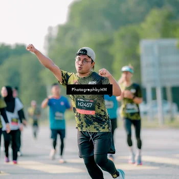 Runner Photo 6429454