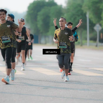 Runner Photo 6429479