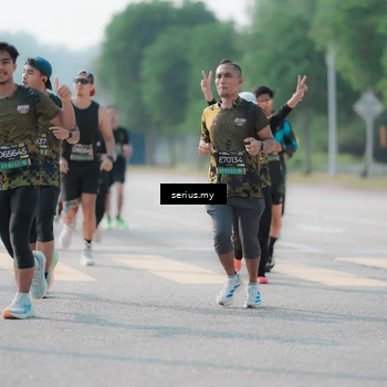 Runner Photo 6429481