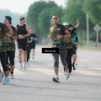 Runner Photo 6429486