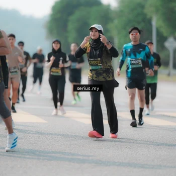 Runner Photo 6429496