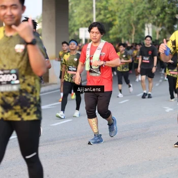 Runner Photo 6429518