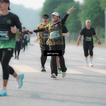 Runner Photo 6429580