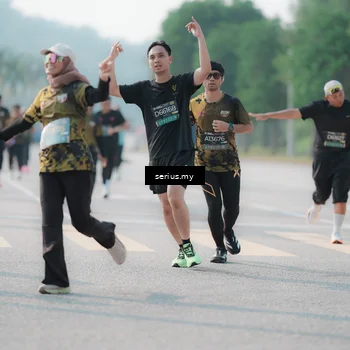Runner Photo 6429603