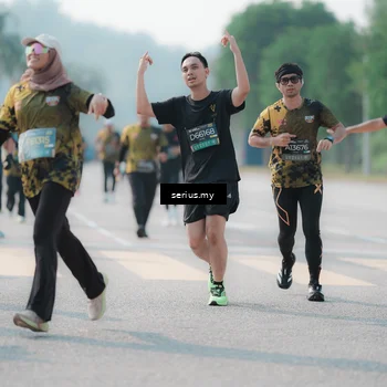 Runner Photo 6429606