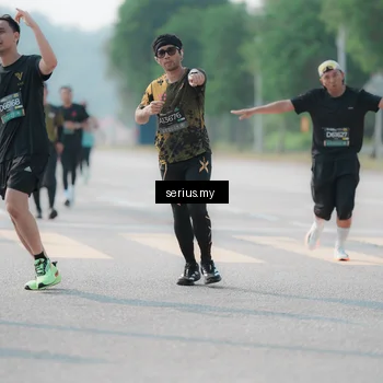 Runner Photo 6429610