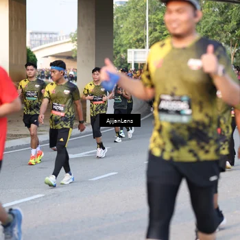 Runner Photo 6429614
