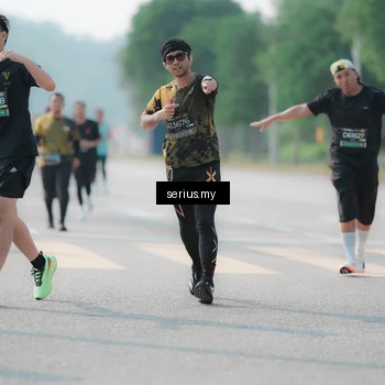 Runner Photo 6429617