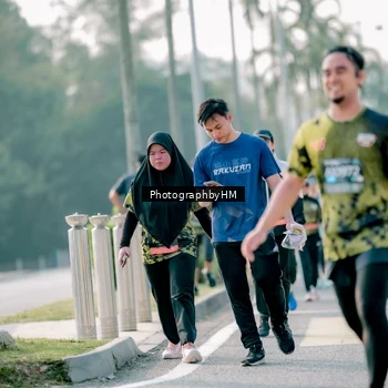 Runner Photo 6429666
