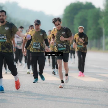 Runner Photo 6429667