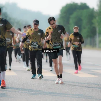 Runner Photo 6429671