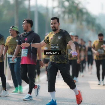 Runner Photo 6429679