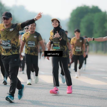 Runner Photo 6429694