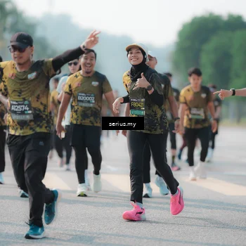 Runner Photo 6429696