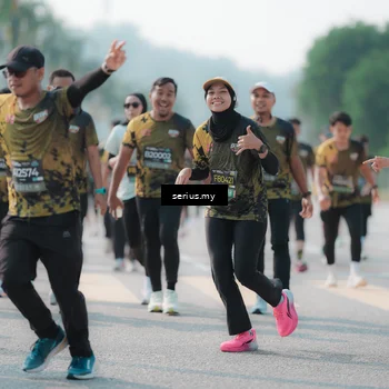 Runner Photo 6429699