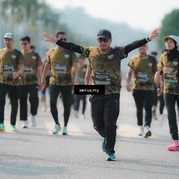 Runner Photo 6429700