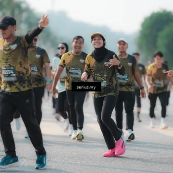 Runner Photo 6429702